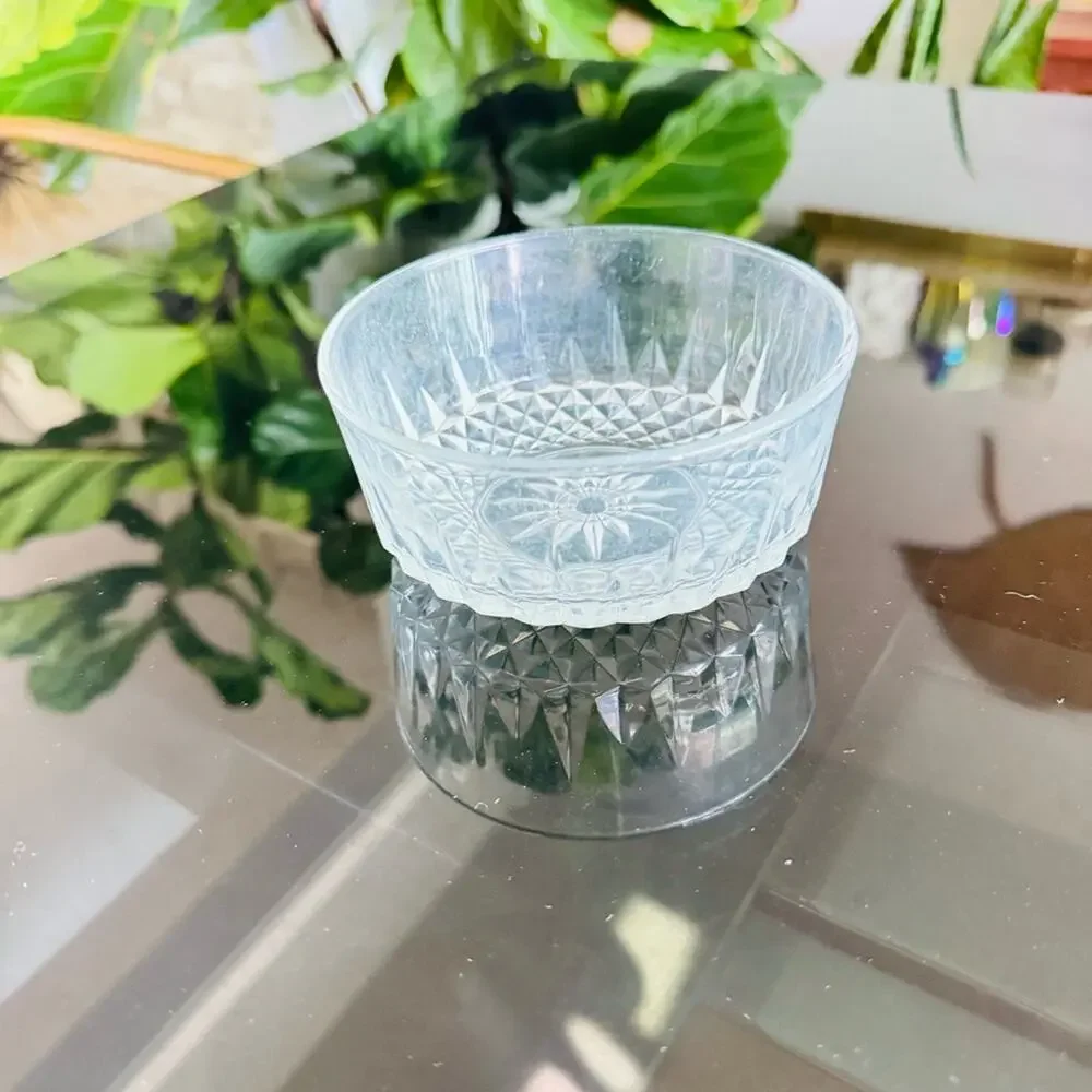 VINTAGE Arcoroc France Clear Glass Diamond Starburst Berry Dessert Small Bowl